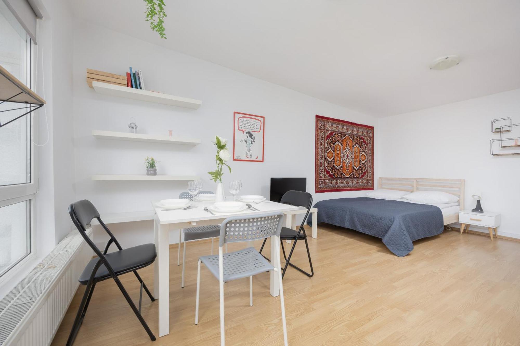 Butas Rodzinne Studio Dla 4 Osob W Centrum Warszawy By Renters Warsaw